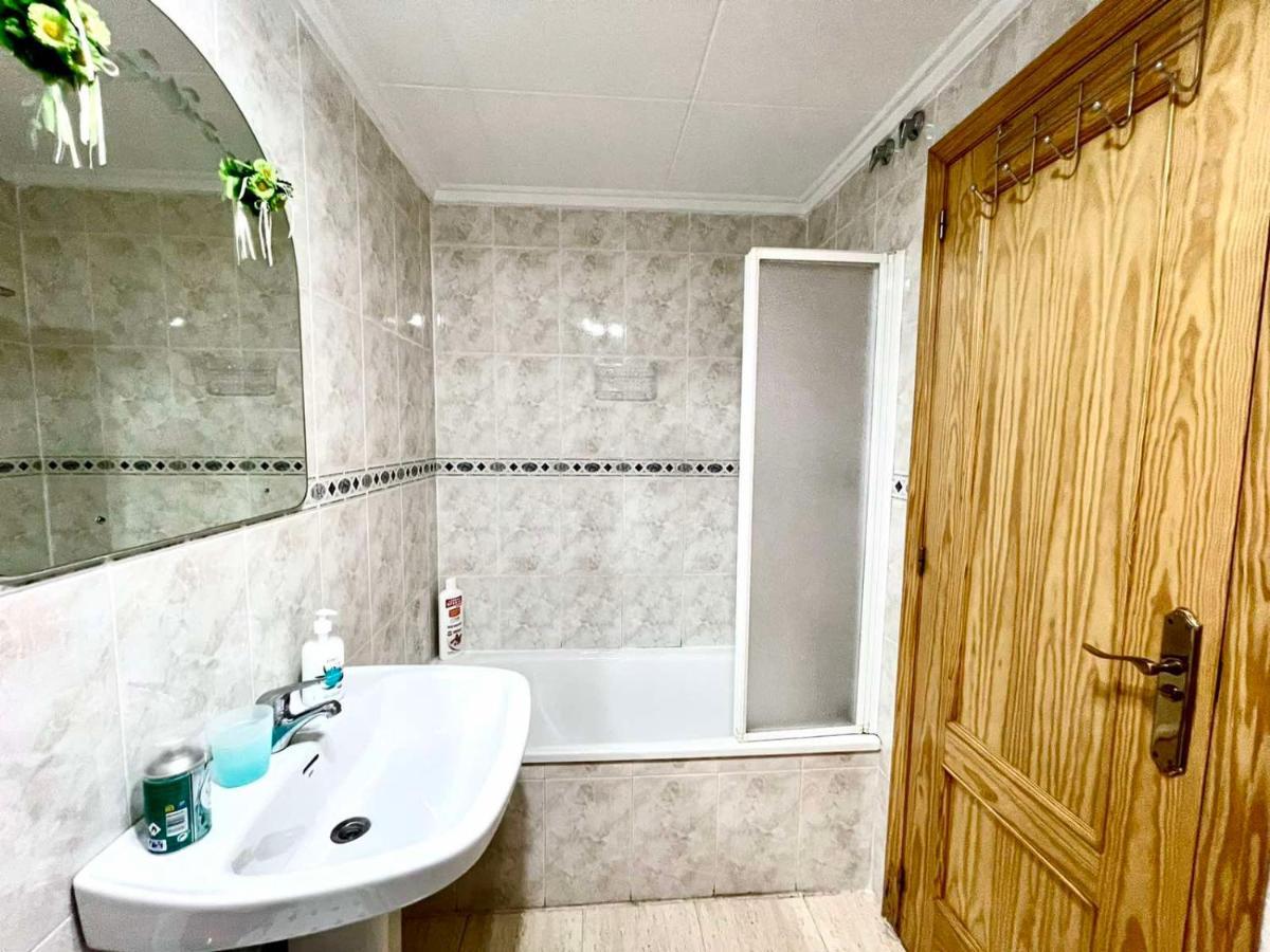 Torrevieja Comfortable Apartment エクステリア 写真