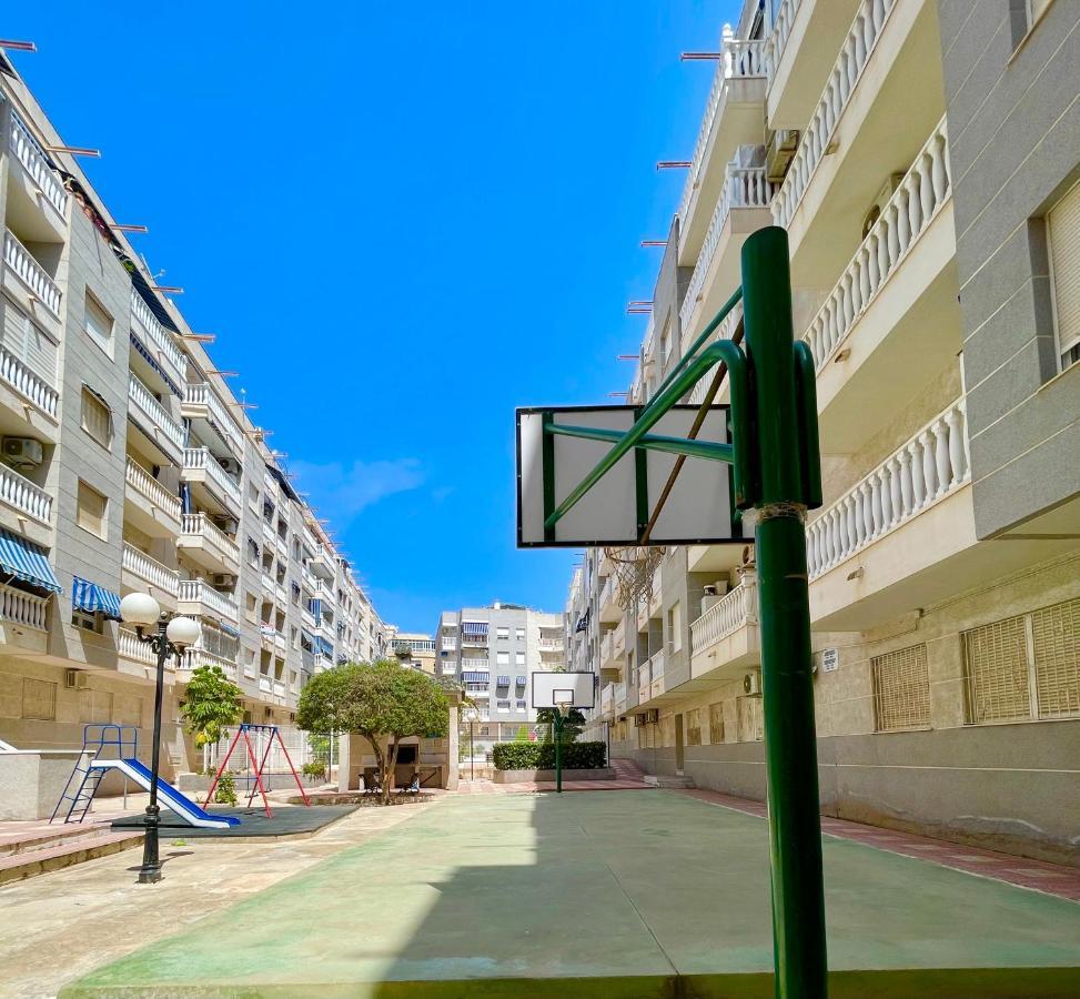 Torrevieja Comfortable Apartment エクステリア 写真