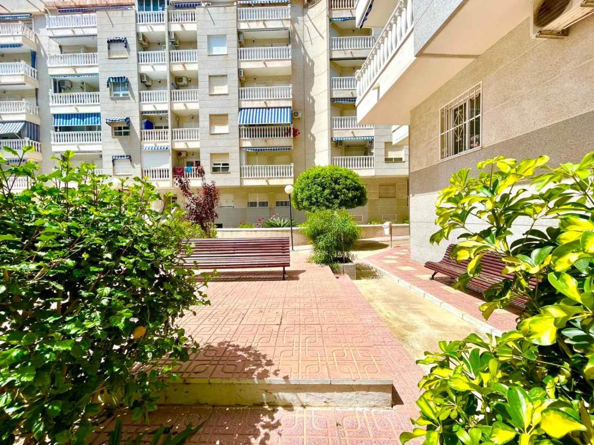 Torrevieja Comfortable Apartment エクステリア 写真